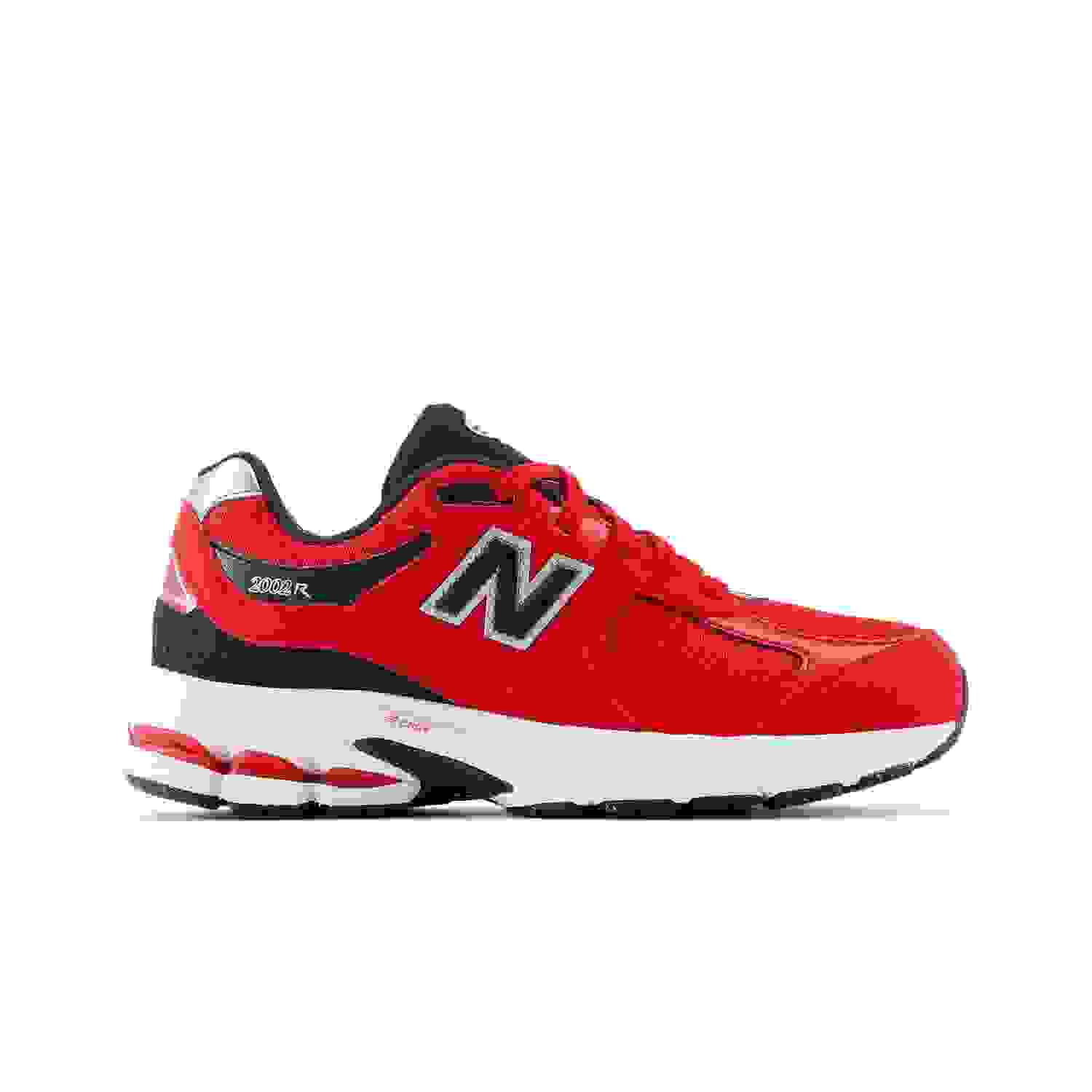 New Balance 2002 Grade School Boys' "Red/Black" Shoe